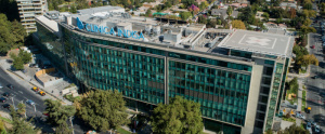 imagen aérea del edificio de Clínica INDISA